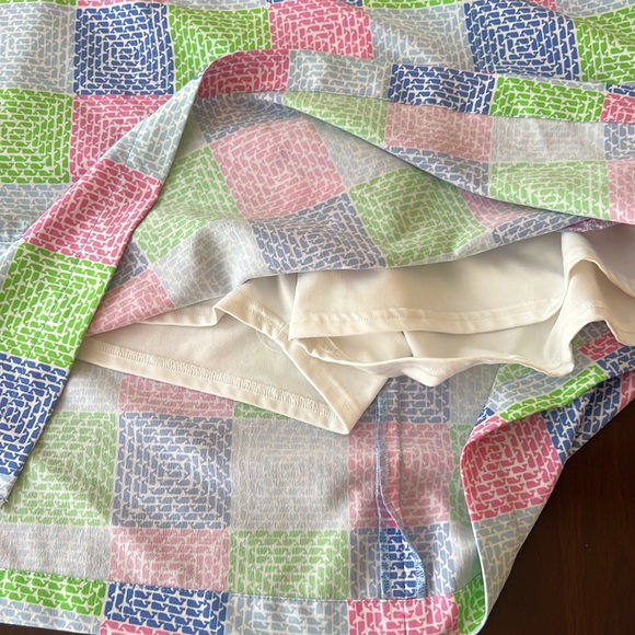 Vineyard vines skort golf large euc - Picture 3 of 7